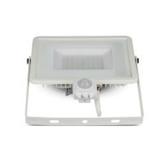 REFLEKTOR LED IP65 SA PIR SENZOROM 50W 6400K 4000LM SAMSUNG ČIP 5 GODINA GARANCIJE BIJELO KUĆ. V-TAC